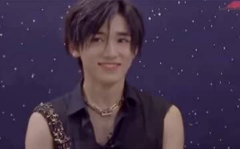 宋亚轩娱乐圈吃瓜是真的吗,真相揭秘