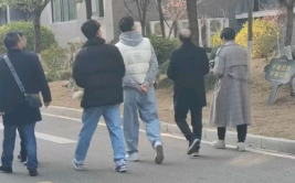 俄罗斯网红吃瓜事件,揭秘网络舆论的风云变幻