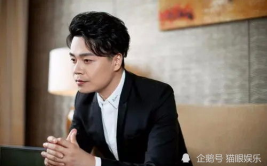 娱乐吃瓜君男主持是谁扮演的,男主持背后的神秘角色