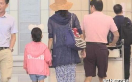 娱乐圈吃瓜打牌是谁啊,揭秘“吃瓜打牌”背后的神秘人物